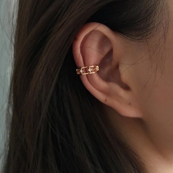 Star Chain and Tassel Minimalist Gold Cuff Earrings - Picture 7 of 7